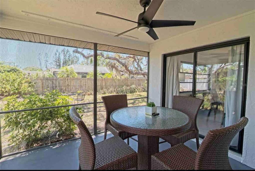 Villa Shamrock Park, Legacy Trail And Manasota Key! Venice Esterno foto